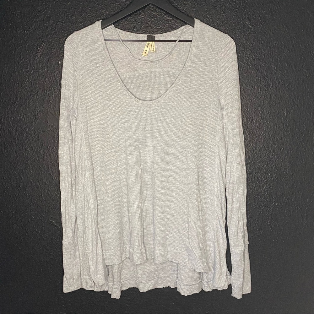 WE THE FREE grey long sleeve top size S